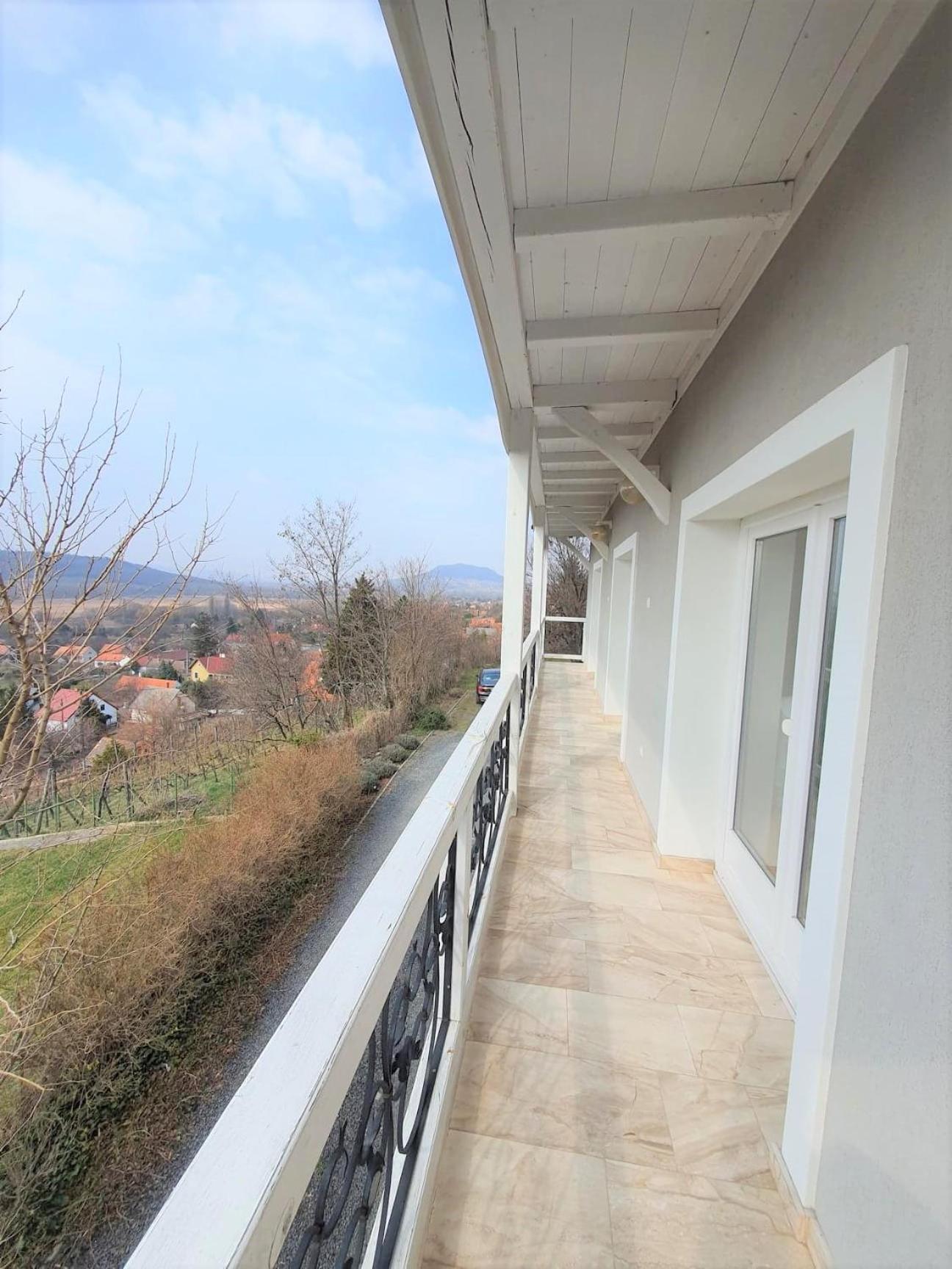 Villa Izabella Badacsonytördemic 外观 照片
